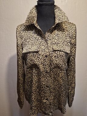 SAM AND JESS Womens Satin Like Front Utility Button Up Shirt Leopard Print Small